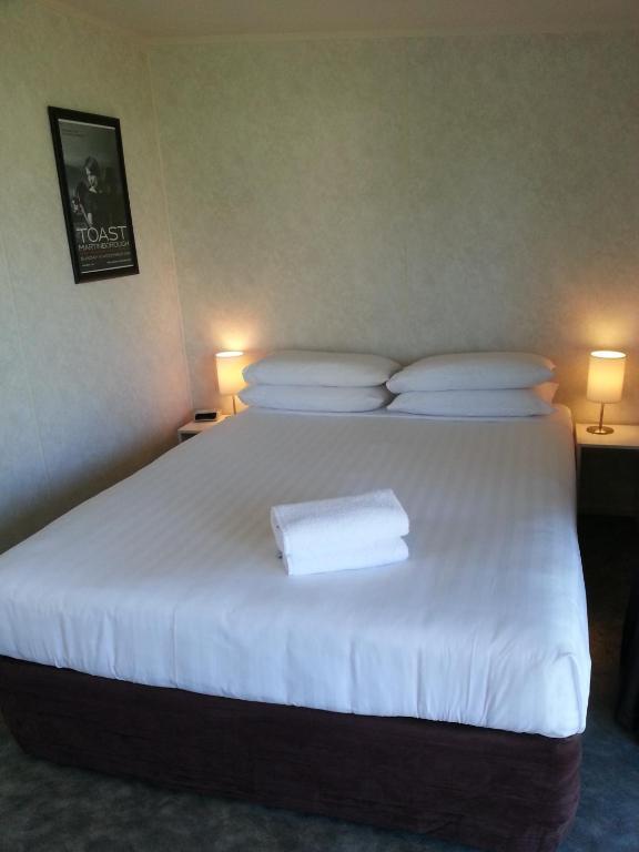 Martinborough Top 10 Holiday Park Oda fotoğraf