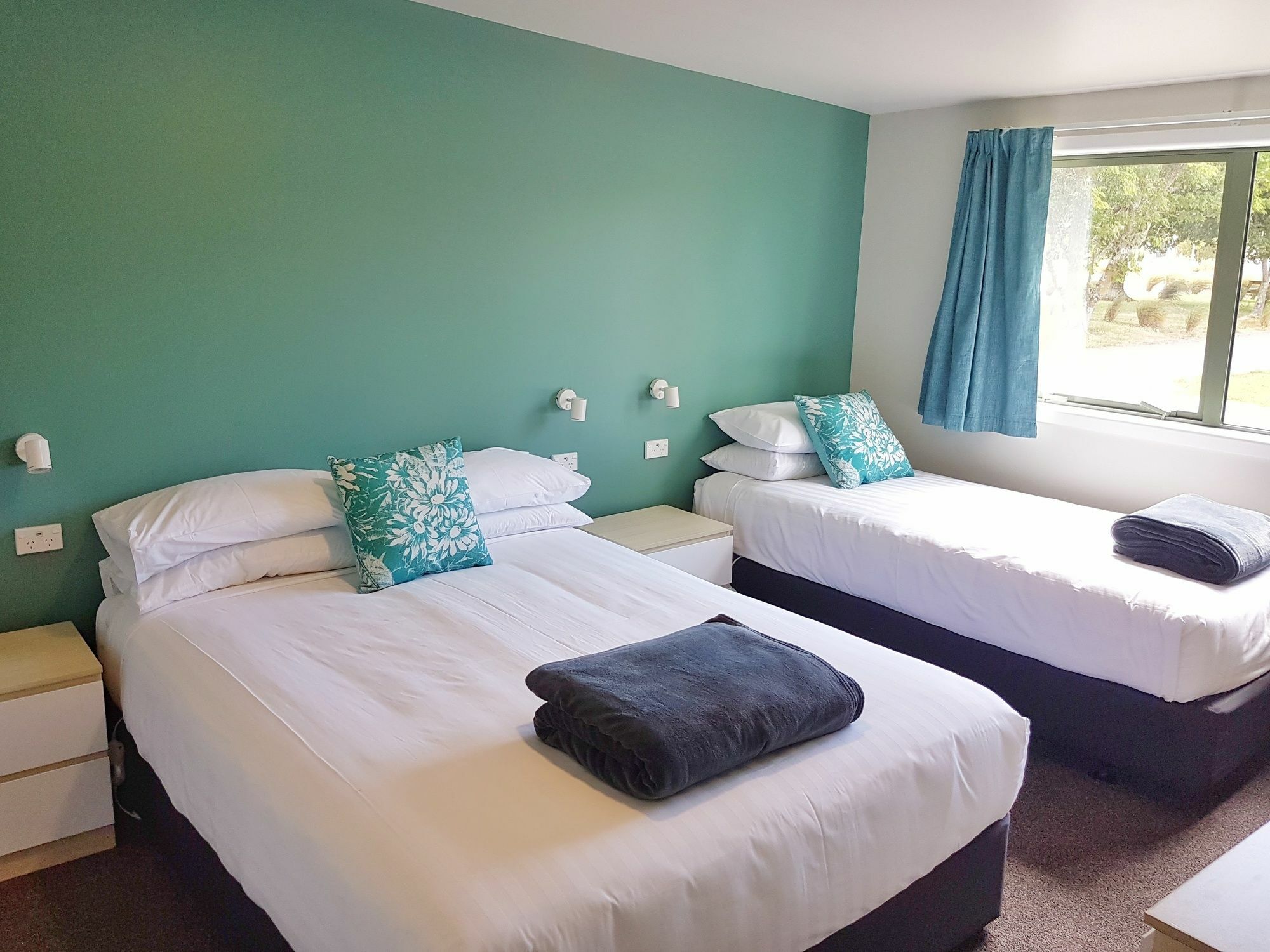 Martinborough Top 10 Holiday Park Dış mekan fotoğraf