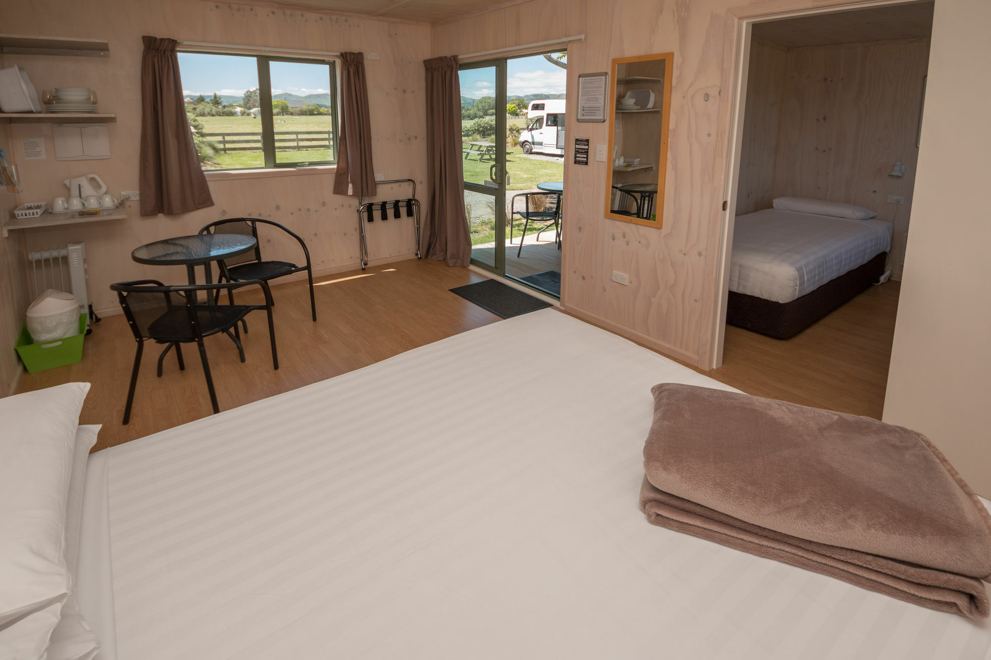 Martinborough Top 10 Holiday Park Dış mekan fotoğraf